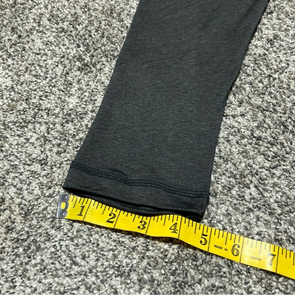 Ladies Penn State Nittany Lions Leggings / Yoga Pants size Large NWT - Picture 3 of 11